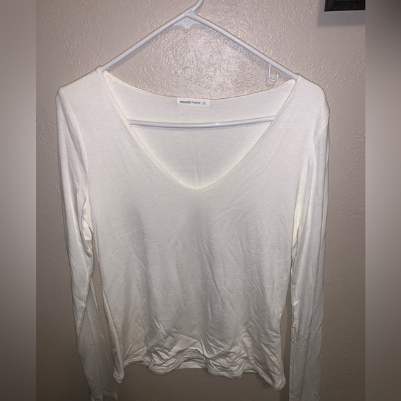 Ivory V Neck Double Layered Long Sleeve Top NWT - Picture 2 of 4